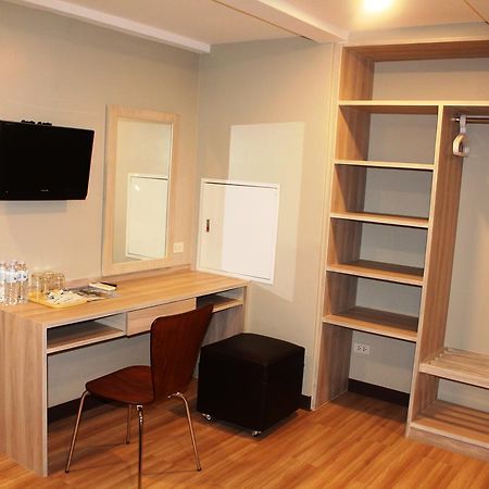 Ywca Hotel בנגקוק מראה חיצוני תמונה