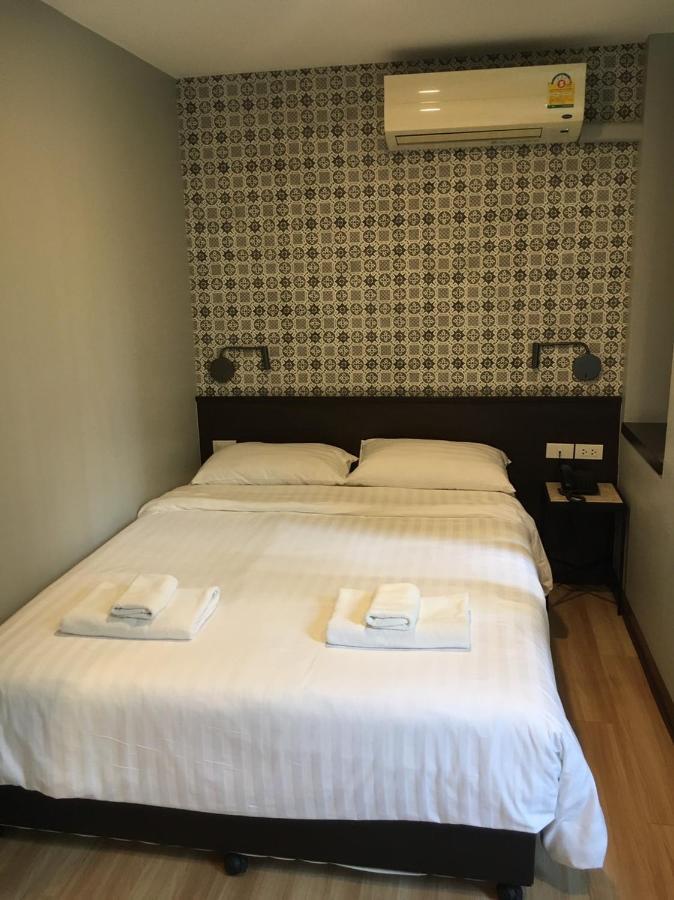 Ywca Hotel בנגקוק מראה חיצוני תמונה