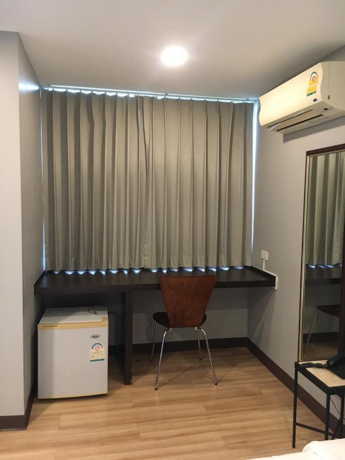 Ywca Hotel בנגקוק מראה חיצוני תמונה
